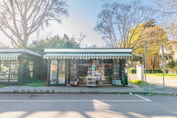 negozio in vendita a Bologna