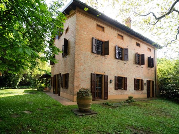 casa indipendente in vendita a Bologna in zona Santo Stefano