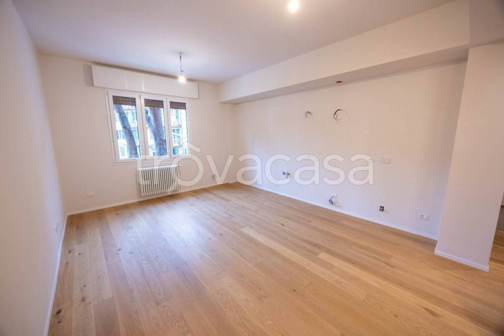 appartamento in vendita a Bologna in zona Saragozza