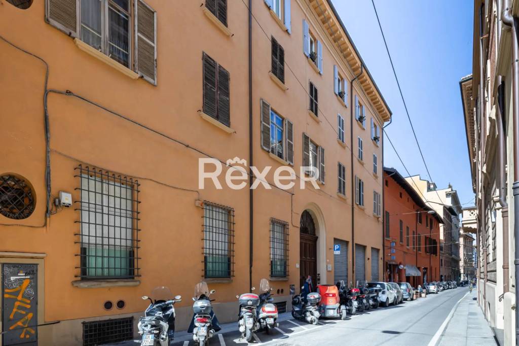 appartamento in vendita a Bologna in zona Centro Storico