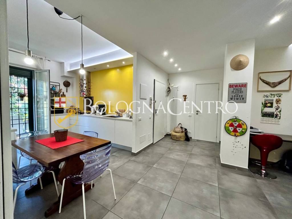 appartamento in vendita a Bologna in zona Santa Viola