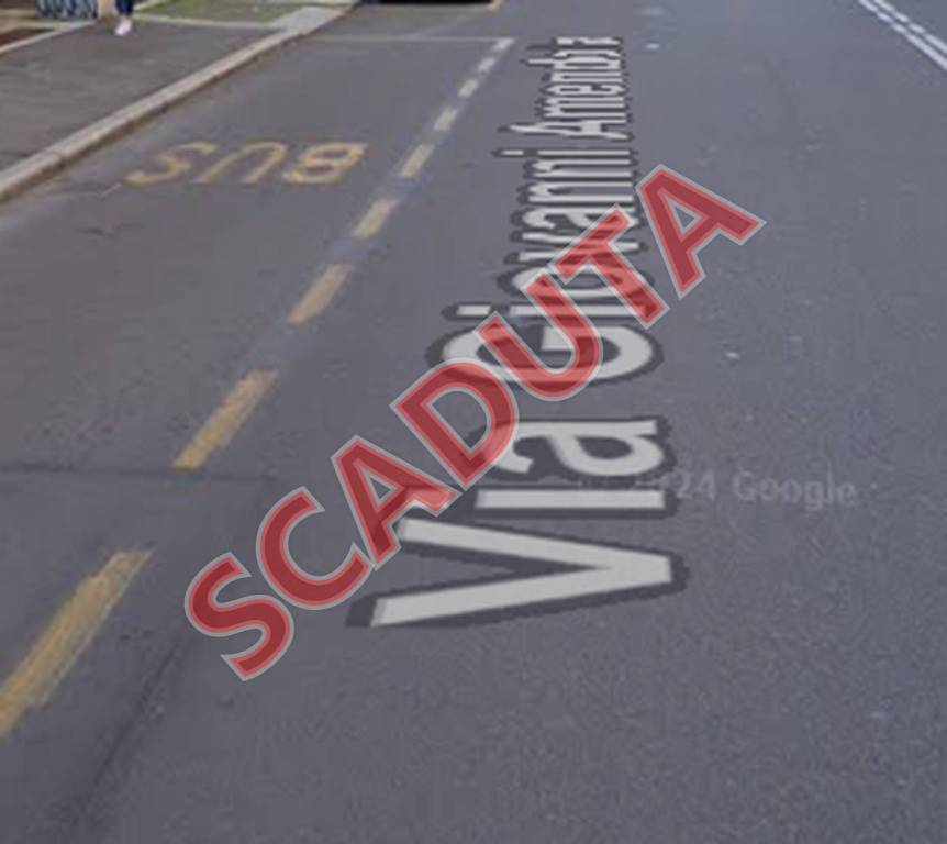 locale commerciale in vendita a Bologna