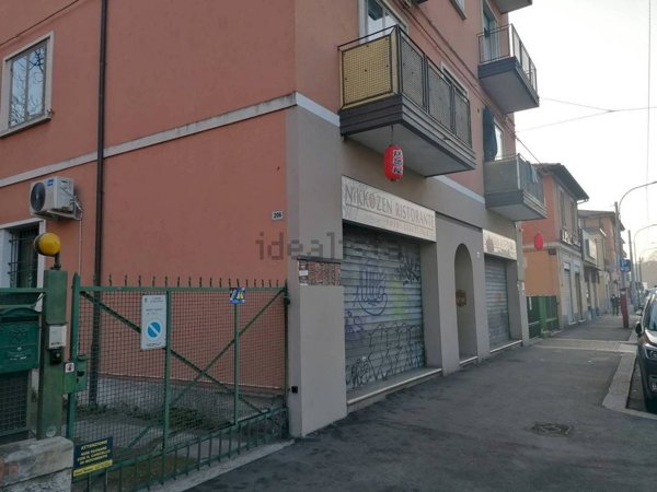 esavano in vendita a Bologna in zona Andrea Costa