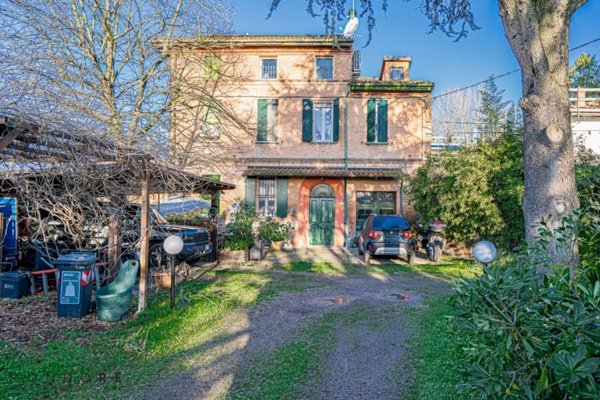 casa indipendente in vendita a Bologna in zona San Nicolò Di Villola