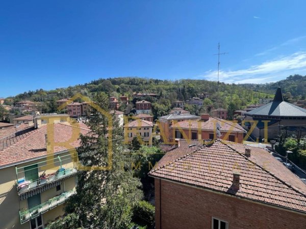 appartamento in vendita a Bologna in zona Santo Stefano