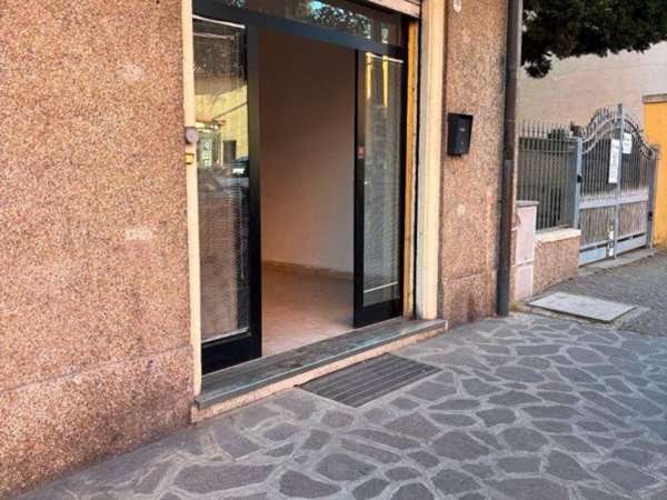negozio in vendita a Bologna in zona Murri