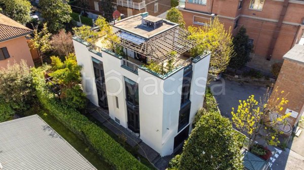 casa indipendente in vendita a Bologna in zona Saragozza
