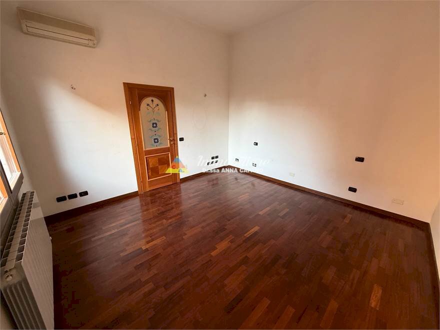 appartamento in vendita a Bologna in zona Saffi