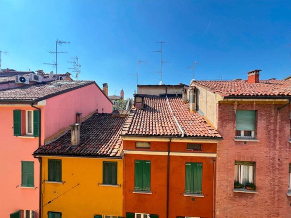 appartamento in vendita a Bologna in zona Centro Storico