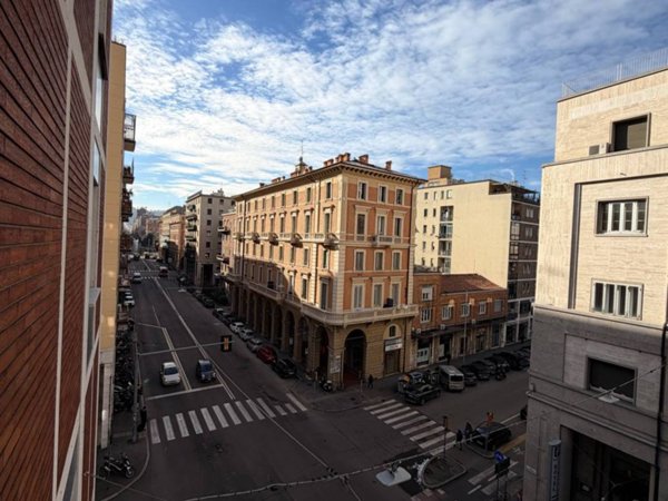 appartamento in vendita a Bologna in zona Centro Storico