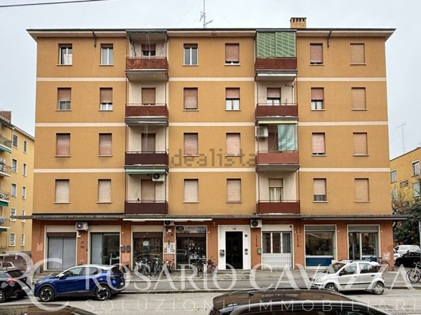 appartamento in vendita a Bologna in zona Saffi