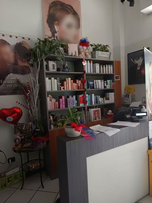 negozio in vendita a Bologna in zona Centro Storico