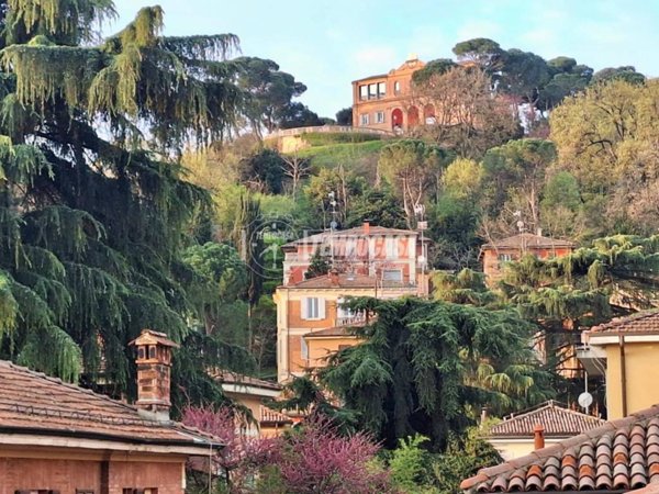 appartamento in vendita a Bologna in zona Santo Stefano