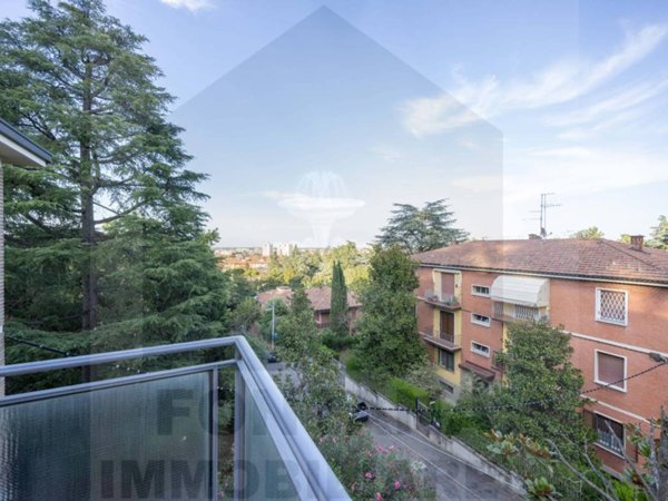 appartamento in vendita a Bologna in zona Colli