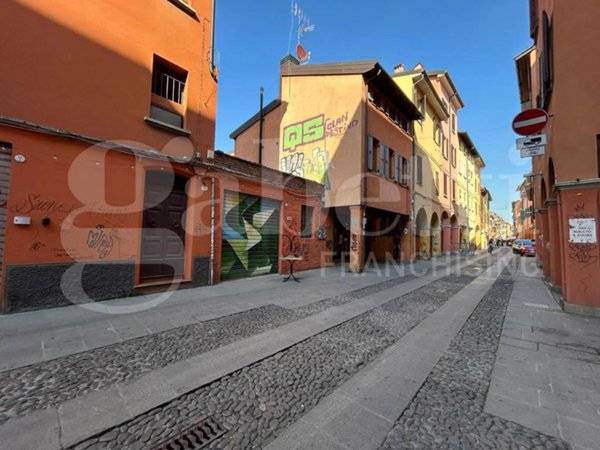 appartamento in vendita a Bologna in zona Centro Storico