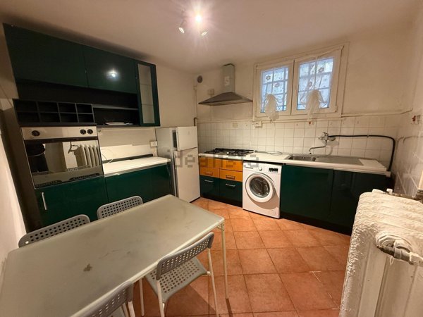 appartamento in vendita a Bologna in zona Santo Stefano