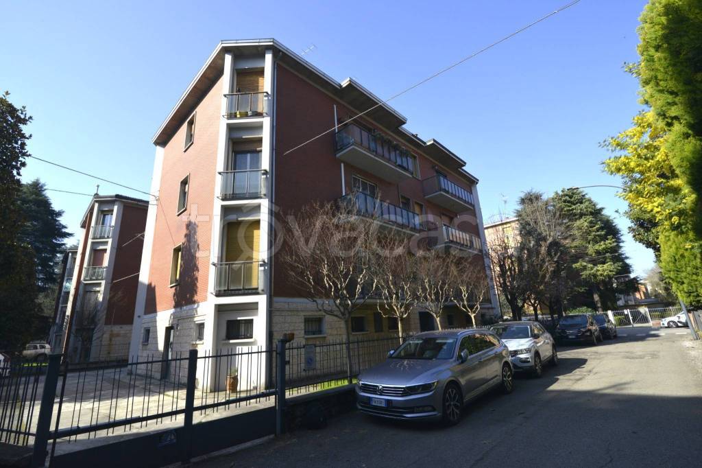 appartamento in vendita a Bologna in zona Corticella