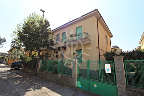 casa indipendente in vendita a Bologna in zona Savena