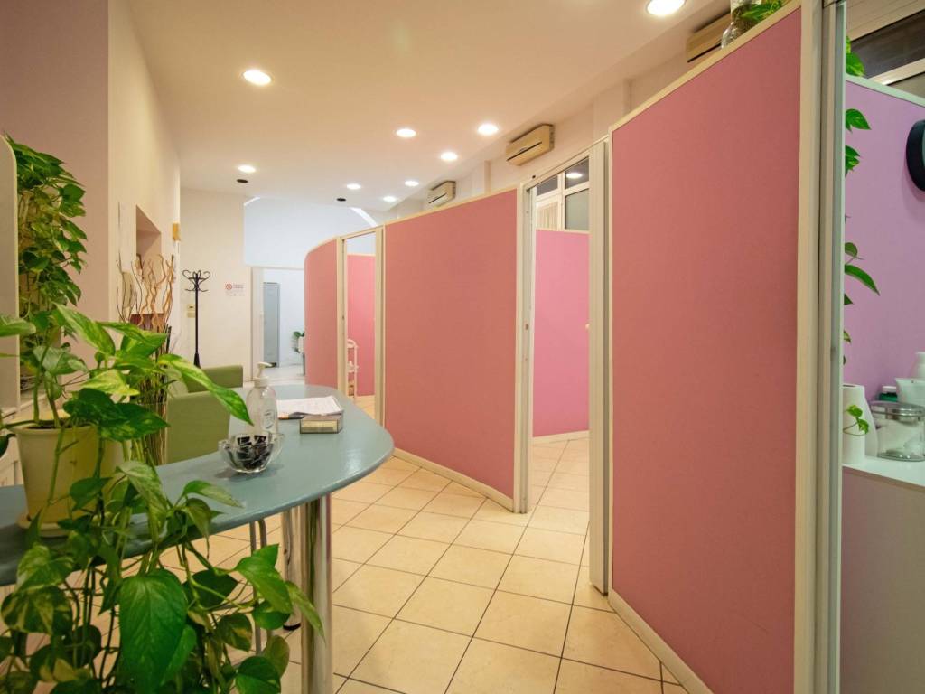 negozio in vendita a Bologna