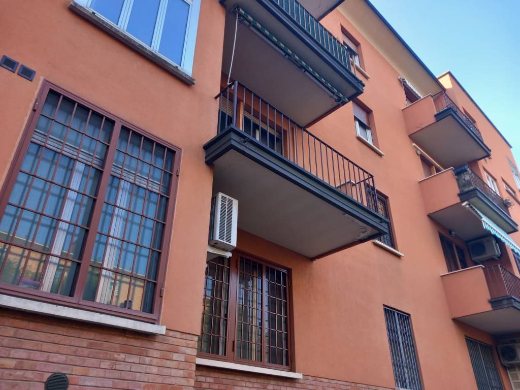 appartamento in vendita a Bologna in zona Saffi