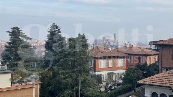 appartamento in vendita a Bologna in zona Santo Stefano