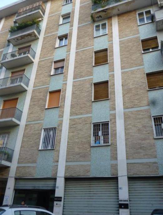 negozio in vendita a Bologna in zona Murri