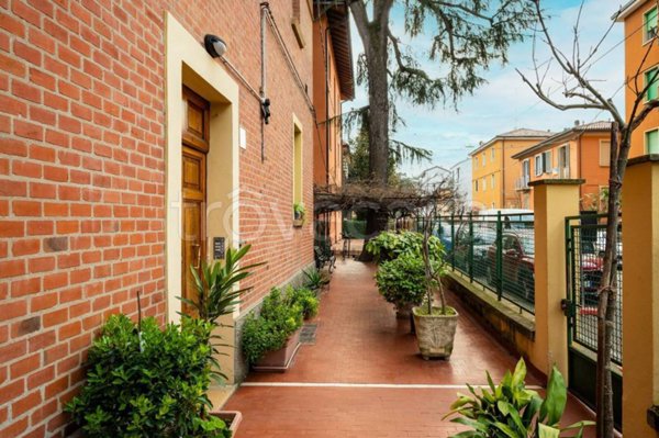 appartamento in vendita a Bologna in zona Savena