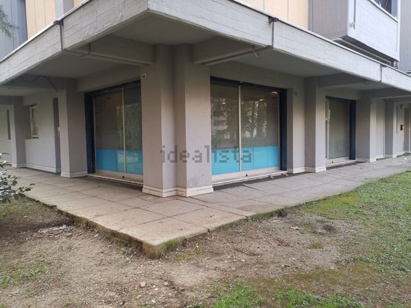 ufficio in vendita a Bologna in zona Savena