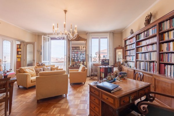 appartamento in vendita a Bologna in zona Saragozza