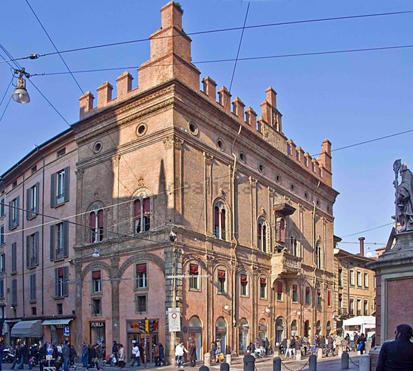 appartamento in vendita a Bologna in zona Centro Storico