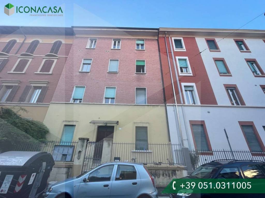 appartamento in vendita a Bologna in zona Saragozza