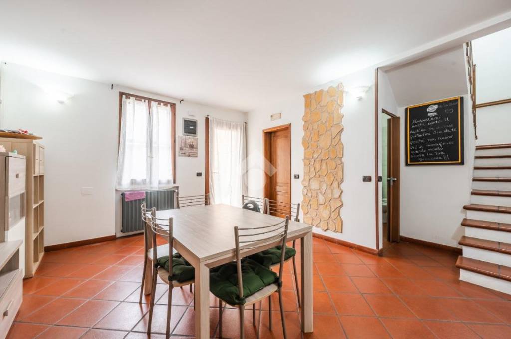 casa indipendente in vendita a Bologna in zona Quartiere Porto