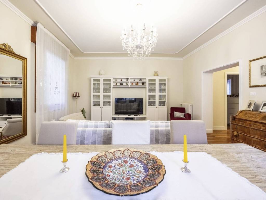 appartamento in vendita a Bologna in zona Colli