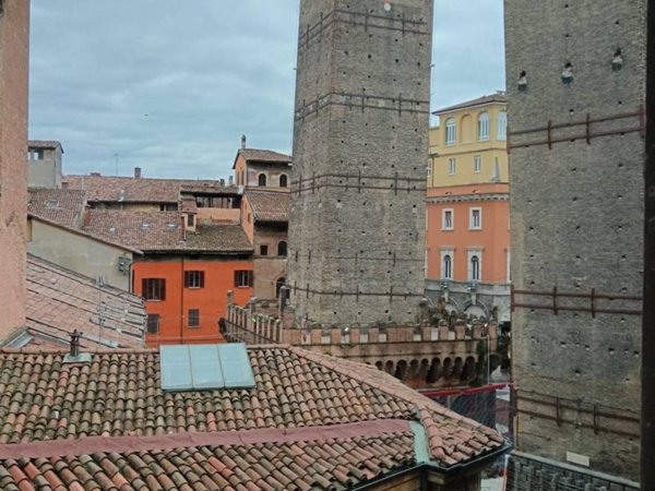 appartamento in vendita a Bologna in zona Centro Storico