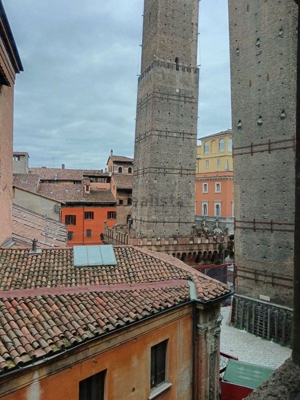 appartamento in vendita a Bologna in zona Centro Storico