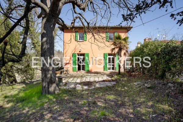 casa indipendente in vendita a Bologna in zona Colli