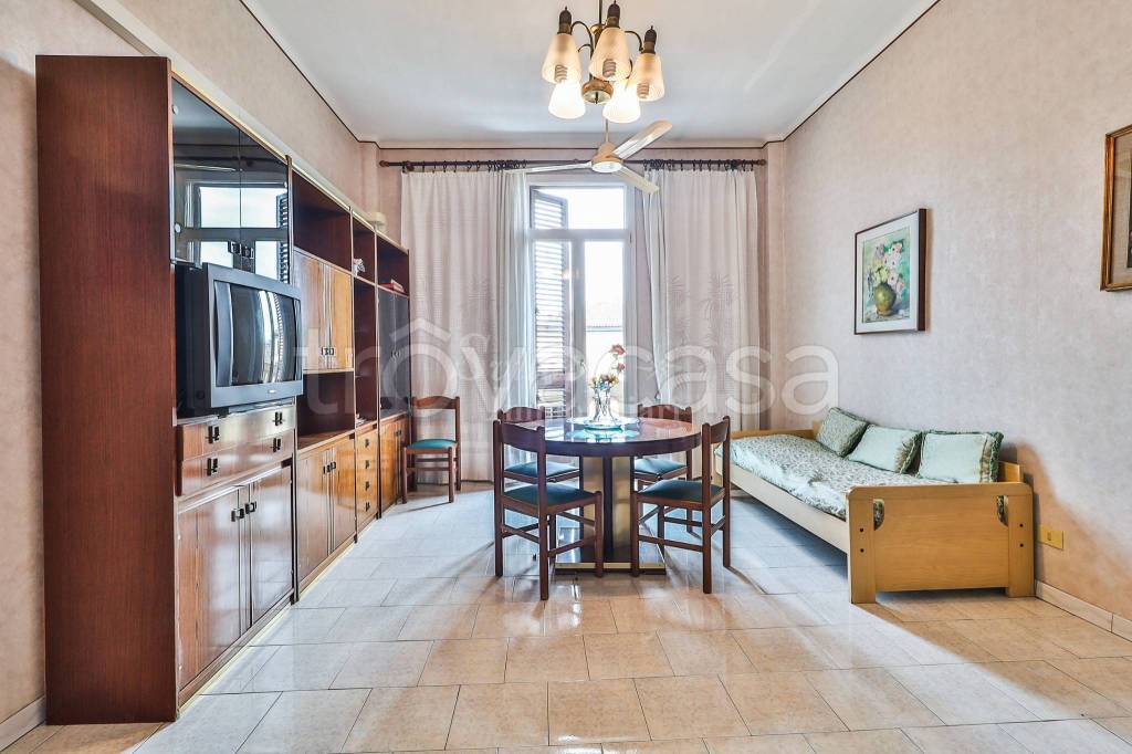 appartamento in vendita a Bologna in zona Saffi