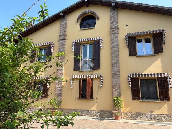 quadrivano in vendita a Bologna