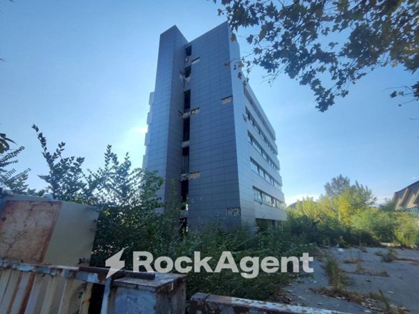 intera palazzina in vendita a Bologna in zona Fiera