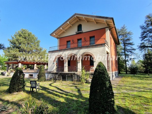 casa indipendente in vendita a Bologna in zona Borgo Panigale