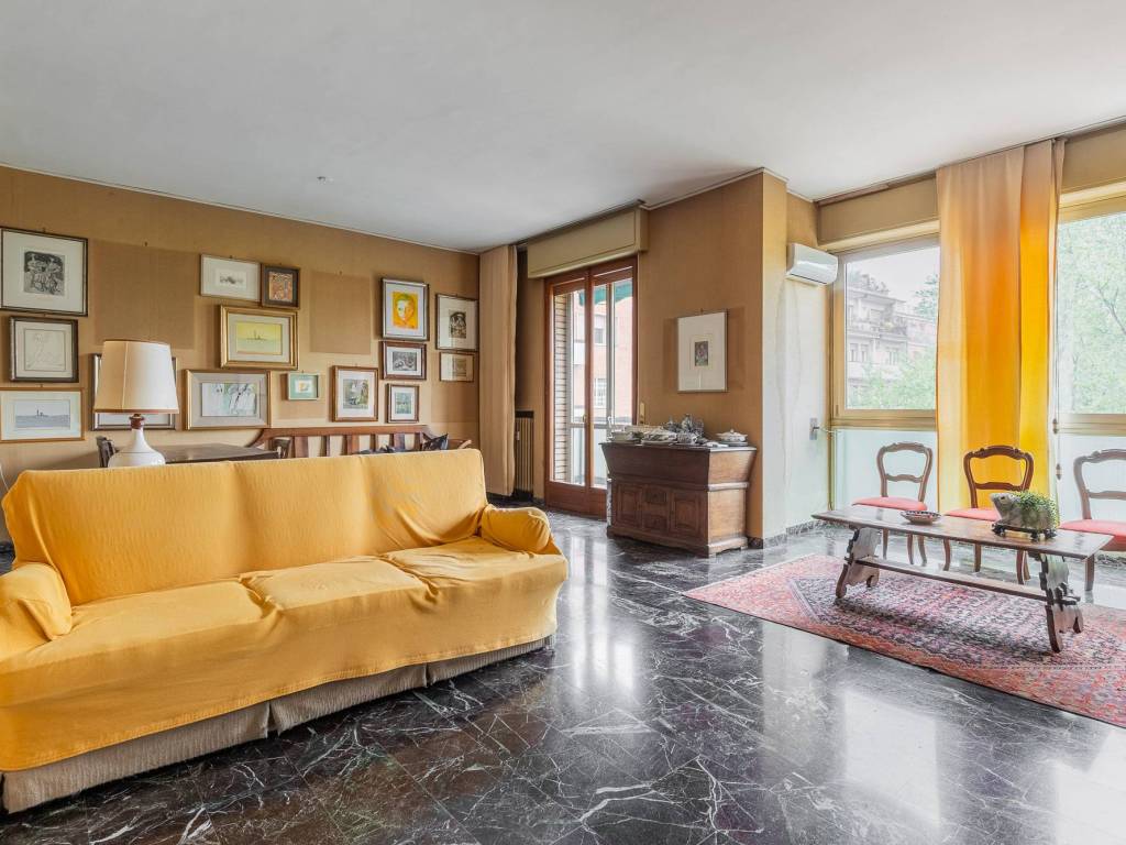 appartamento in vendita a Bologna