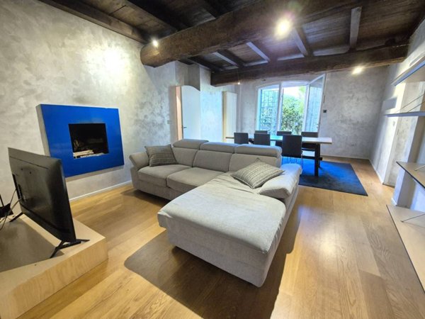 appartamento in vendita a Bologna in zona Santo Stefano