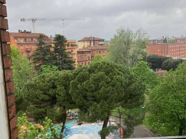 appartamento in vendita a Bologna in zona Quartiere Porto
