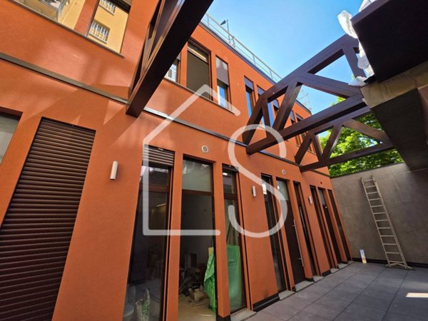 appartamento in vendita a Bologna in zona Saffi