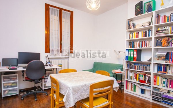 appartamento in vendita a Bologna in zona Santo Stefano