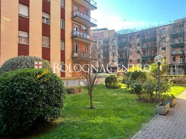 appartamento in vendita a Bologna in zona Savena