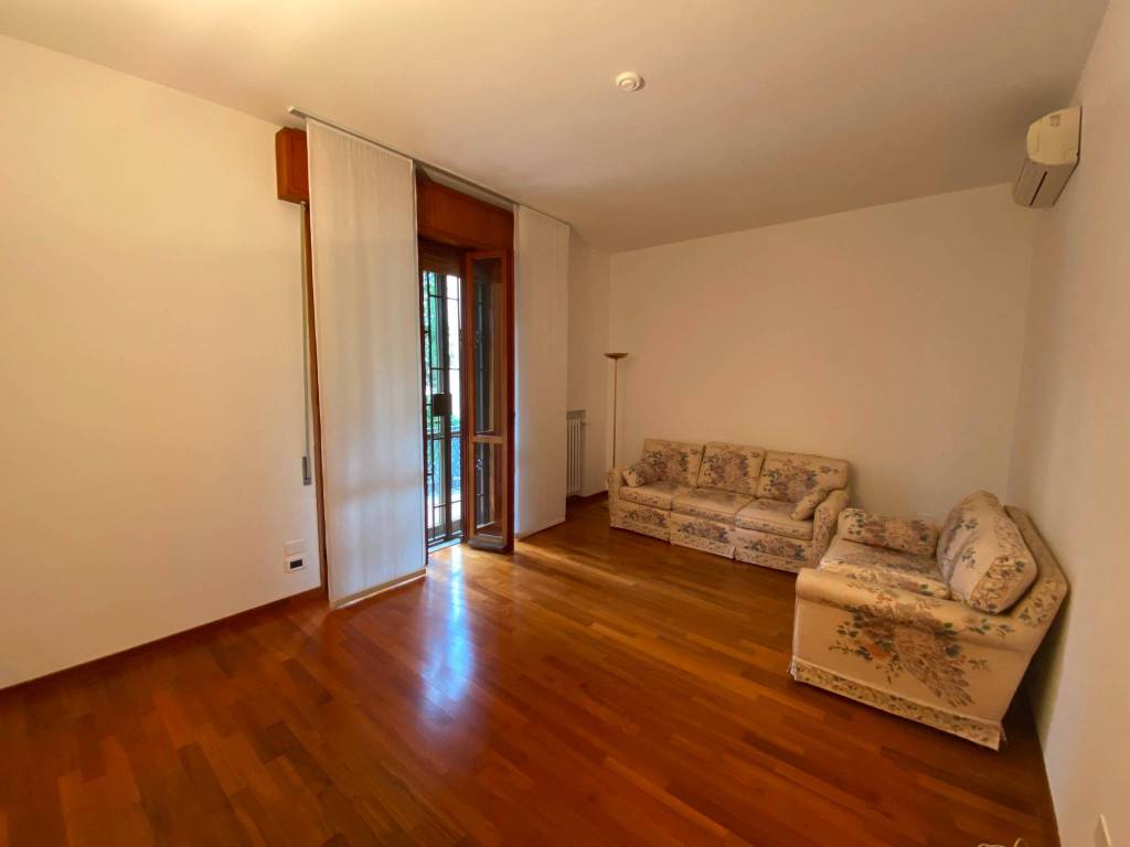 appartamento in vendita a Bologna in zona Savena