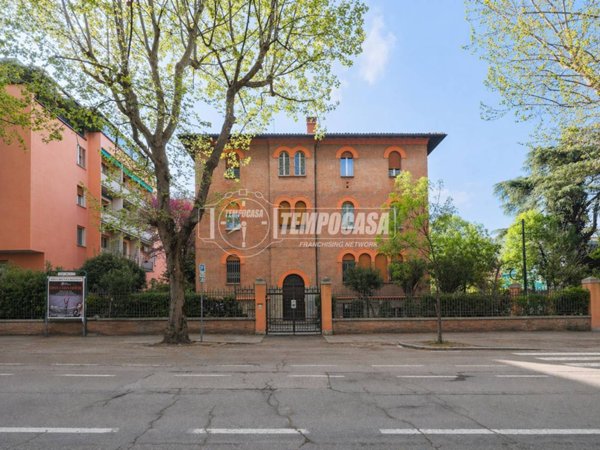 appartamento in vendita a Bologna in zona Santo Stefano