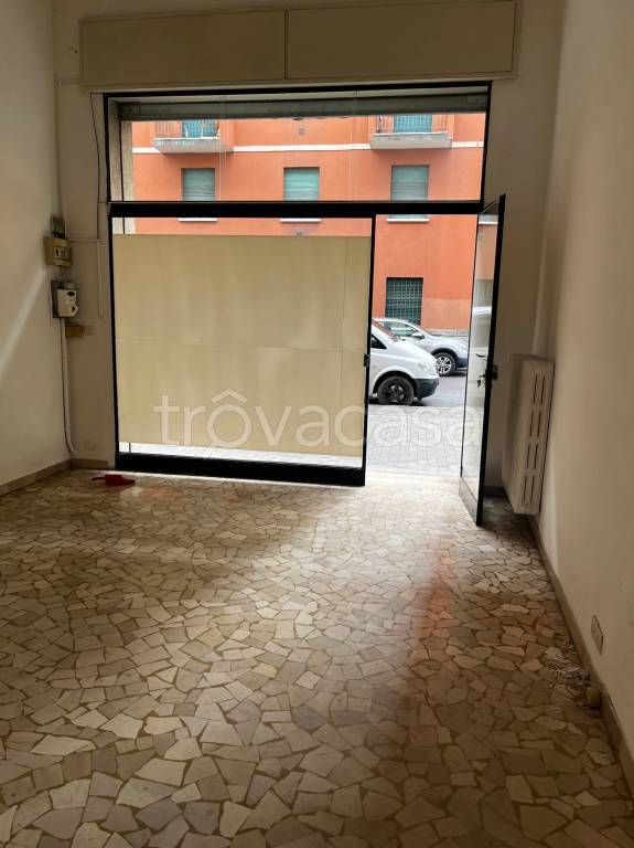 negozio in vendita a Bologna