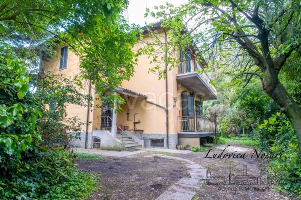 casa indipendente in vendita a Bologna in zona Colli